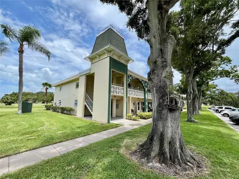 2400 Franciscan Dr #28, Clearwater, FL 33763