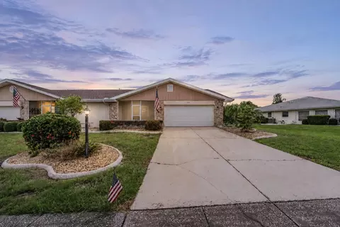 1209 Wild Feather Ln, Sun City Center, FL 33573