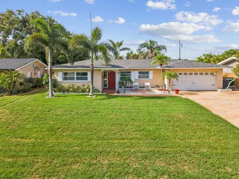 3750 Avocado Rd, Largo, FL 33770