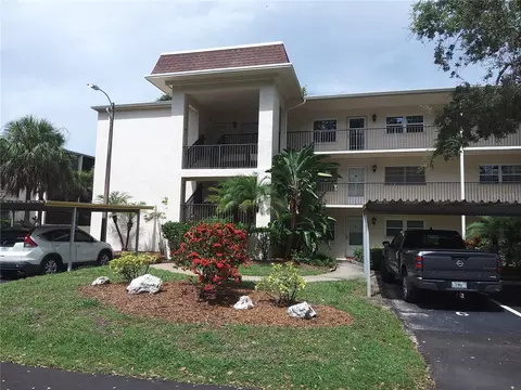 840 Virginia St #301, Dunedin, FL 34698