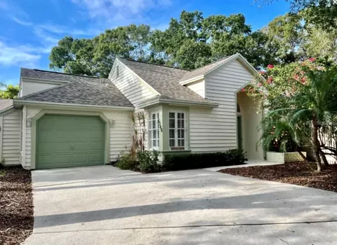 1308 Roxbury Dr, Safety Harbor, FL 34695