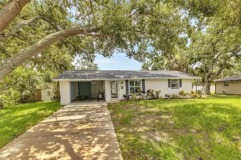 165 Dartmouth Rd, Venice, FL 34293