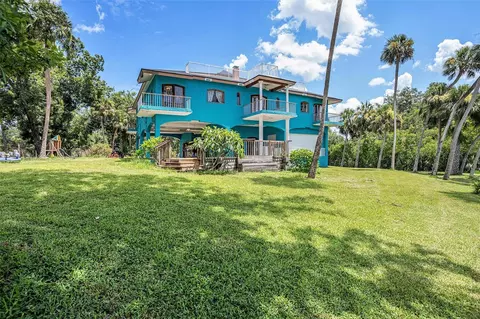 Exterior - 7715 Riverview Dr, Riverview, FL 33578 photo 3 of 3