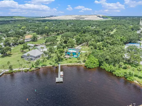 View/Area - 7715 Riverview Dr, Riverview, FL 33578 photo 5 of 6