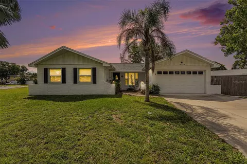 14979 Cromwell Dr, Clearwater, FL 33764