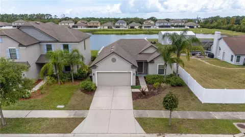 14317 Italia Dr, Wimauma, FL 33598