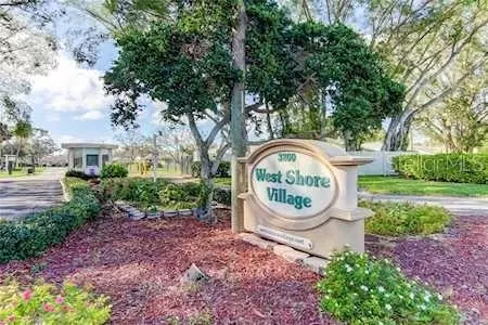 3265 40th Way S #E, Saint Petersburg, FL 33711