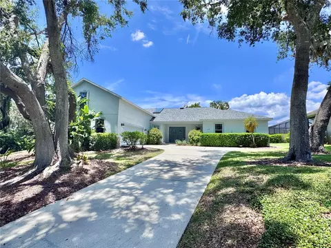 117 Camelot Ridge Dr, Brandon, FL 33511