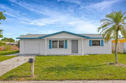 3245 Salisbury Dr, Holiday, FL 34691
