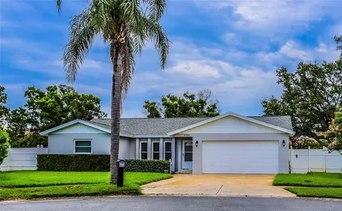 11713 106th Ct, Seminole, FL 33778