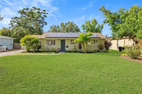 1025 Alhambra Way S, Saint Petersburg, FL 33705