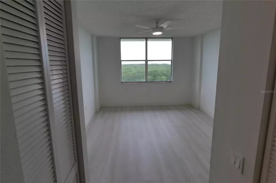 Bedroom - 2333 Feather Sound Dr #A607, Clearwater, FL 33762 photo 2 of 5
