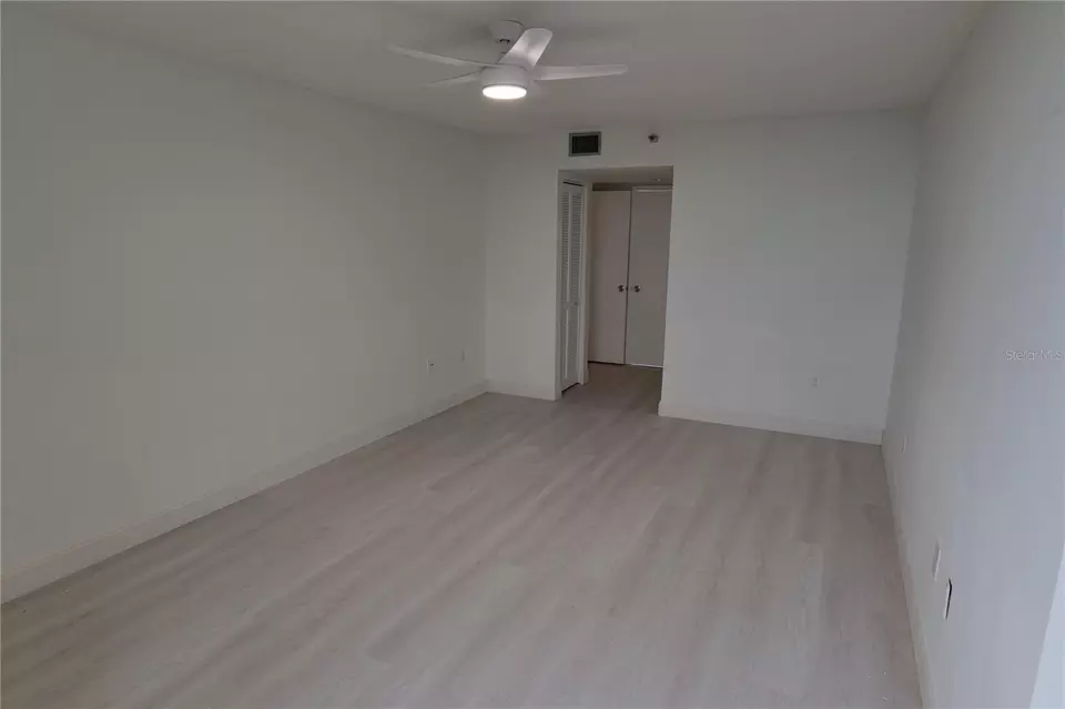 Bedroom - 2333 Feather Sound Dr #A607, Clearwater, FL 33762 photo 4 of 5