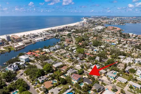 221 42nd Ave, Saint Pete Beach, FL 33706