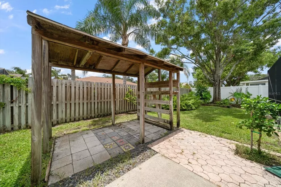 Exterior - 1623 El Tair Trl, Clearwater, FL 33765 photo 13 of 17