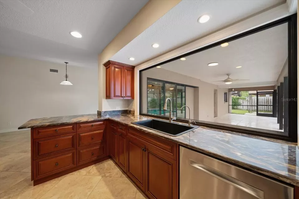 Kitchen - 1623 El Tair Trl, Clearwater, FL 33765 photo 4 of 5