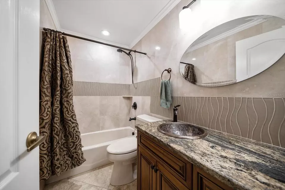 Bath - 1623 El Tair Trl, Clearwater, FL 33765 photo 4 of 4