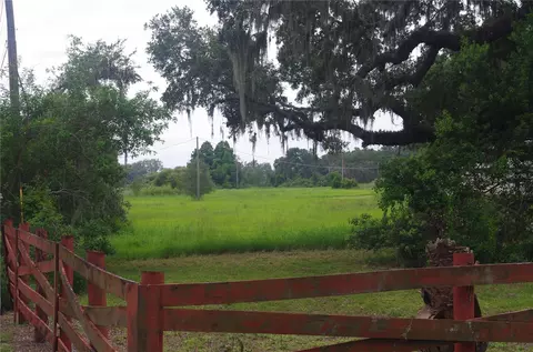 6501 Muck Pond Rd, Seffner, FL 33584 photo 1