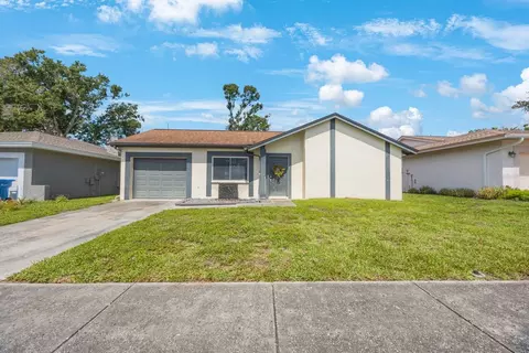 1722 W Groveleaf Ave, Palm Harbor, FL 34683