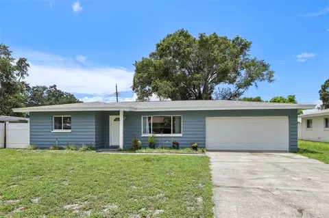 992 20th St SW, Largo, FL 33770