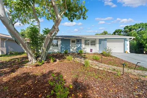 908 Toddsmill Trce, Tarpon Springs, FL 34689