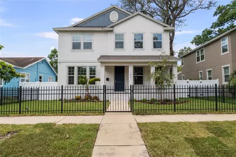 1432 49th Ave N, Saint Petersburg, FL 33703