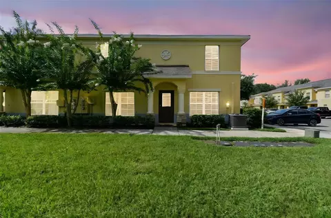 6262 Maisie Rd, Zephyrhills, FL 33542