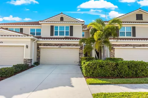 5280 6th Way N, Saint Petersburg, FL 33703