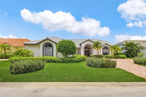 28480 Rochester Ct, Bonita Springs, FL 34135