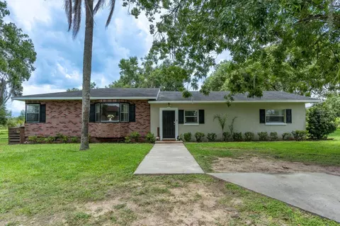 38200 Shadow Dr, Dade City, FL 33525