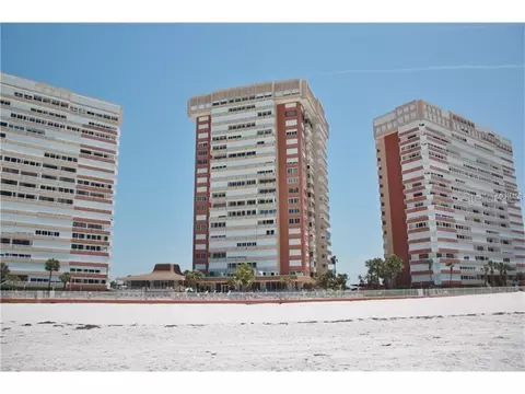 17900 Gulf Blvd #5D, Redington Shores, FL 33708