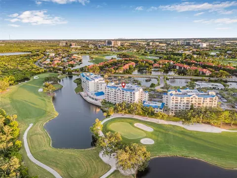 2333 Feather Sound Dr #B208, Clearwater, FL 33762