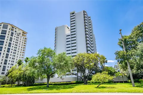 4141 Bayshore Blvd #304, Tampa, FL 33611