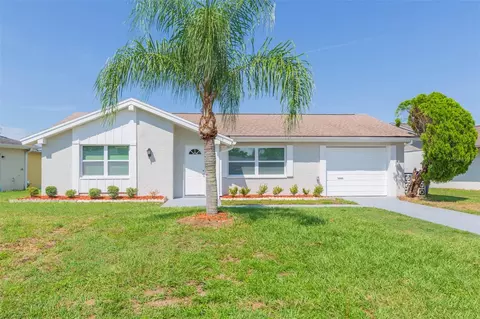 3539 Rock Royal Dr, Holiday, FL 34691