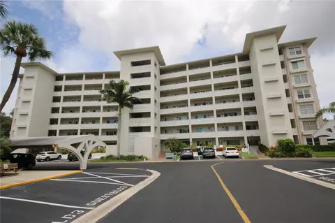 1235 S Highland Ave #5-209, Clearwater, FL 33756