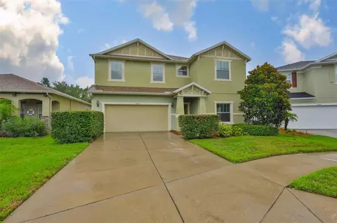 2605 Stardale Way, Lutz, FL 33558