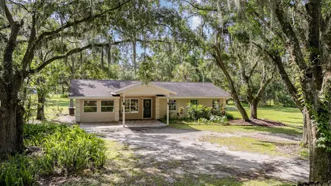 5910 Timberwood Dr, Lakeland, FL 33811