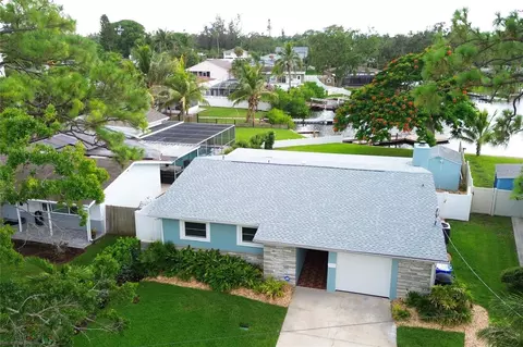 4740 Venetian Blvd NE, Saint Petersburg, FL 33703