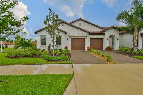 17255 Holly Well Ave, Wimauma, FL 33598