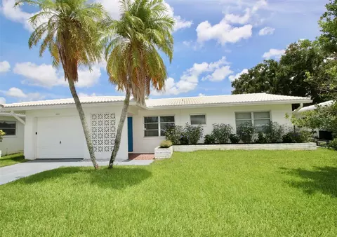 3643 Mainlands Blvd N, Pinellas Park, FL 33782
