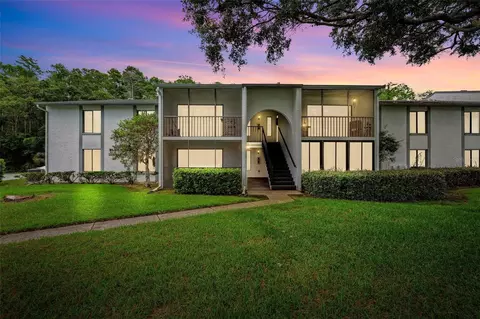 1326 Pine Ridge Cir E #A1, Tarpon Springs, FL 34688