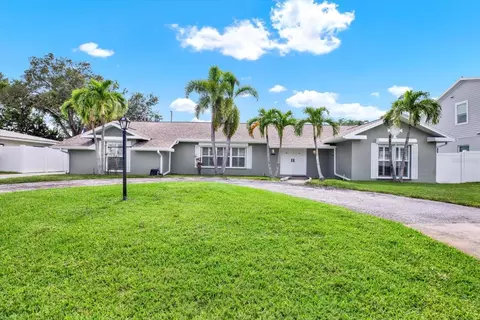 6000 115th Ln, Seminole, FL 33772