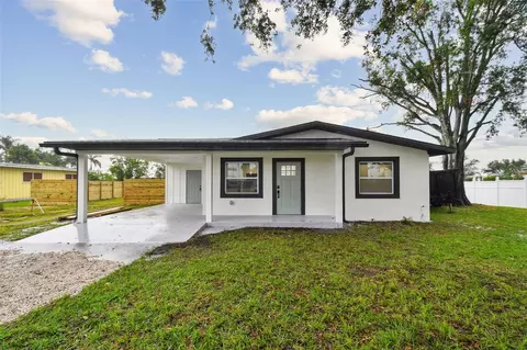 824 15th Avenue Dr E, Palmetto, FL 34221