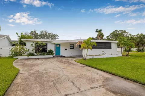 3626 Bayshore Blvd NE, Saint Petersburg, FL 33703