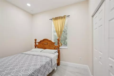 Bedroom - 33433 Loop Ct, Webster, FL 33597 photo 7 of 9
