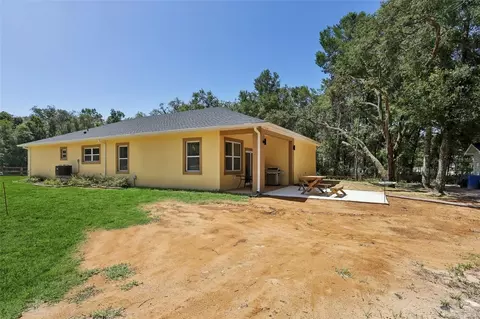 Exterior - 33433 Loop Ct, Webster, FL 33597 photo 5 of 13
