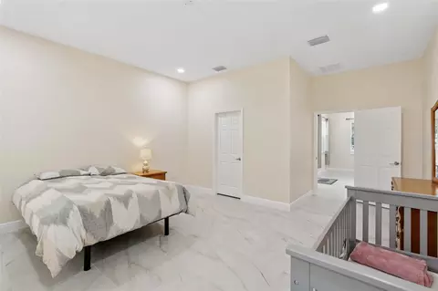 Bedroom - 33433 Loop Ct, Webster, FL 33597 photo 3 of 9