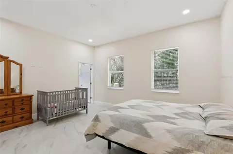 Bedroom - 33433 Loop Ct, Webster, FL 33597 photo 1 of 9