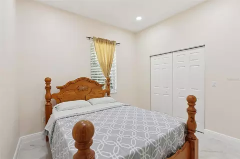 Bedroom - 33433 Loop Ct, Webster, FL 33597 photo 6 of 9