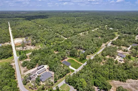 View/Area - 33433 Loop Ct, Webster, FL 33597 photo 8 of 12
